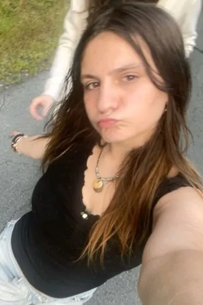 Latar belakang Maddie w