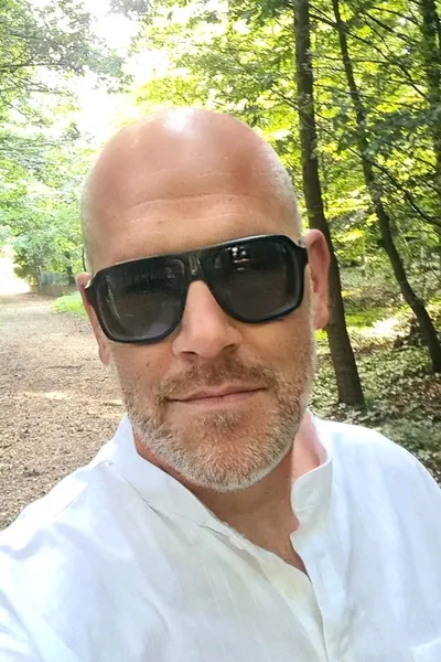 Matthias Renk Hintergrund