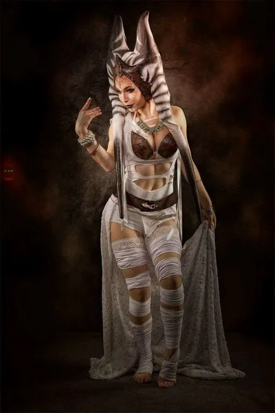 Salina Ti background