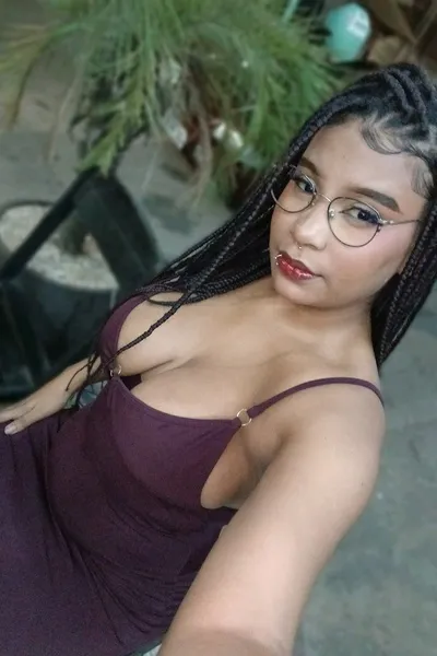 Larissa Monte fundal