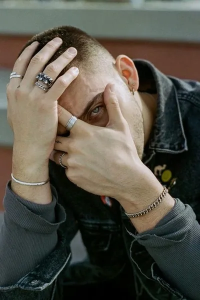 Шерхан pozadí