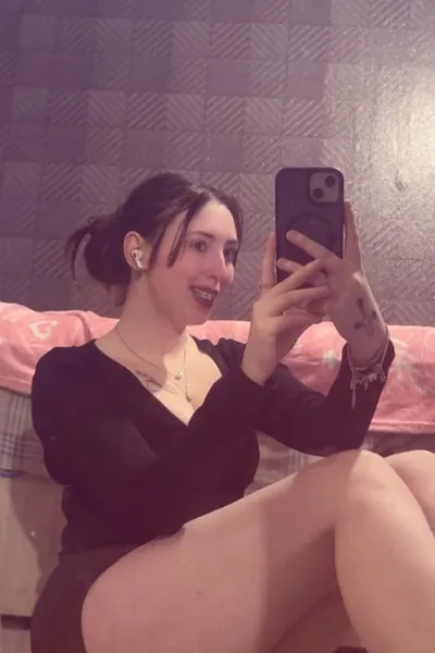 Sally  バックグラウンド