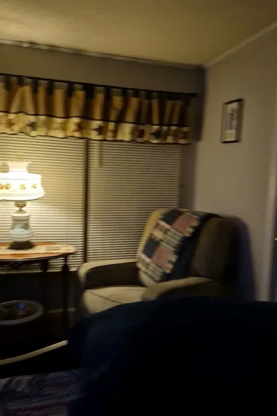 พื้นหลัง Becky yosky