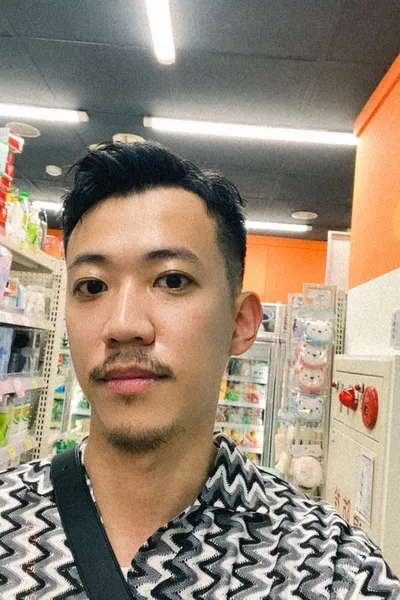 Fofo  バックグラウンド