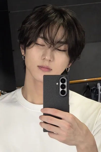 yang jungwon achtergrond