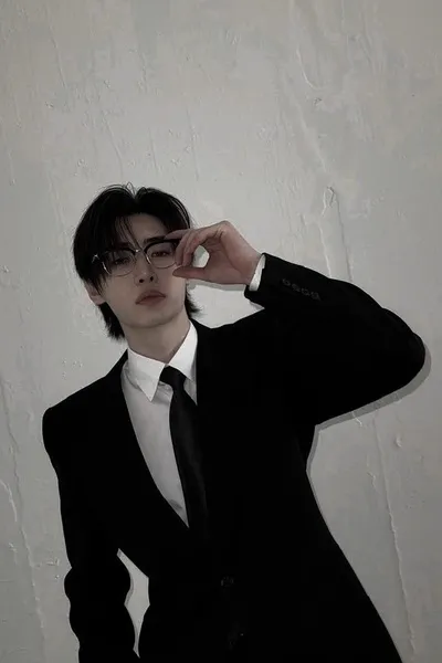 park sunghoon. pozadí