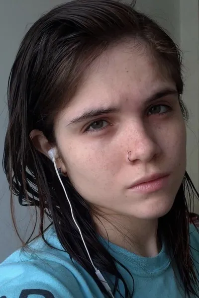 Amélie Duval  pozadí