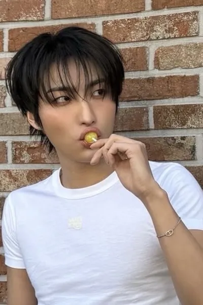 พื้นหลัง Seonghwa