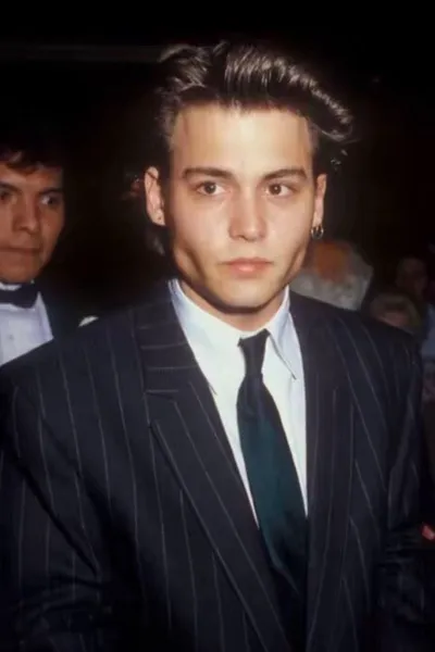 ليو الخلفية