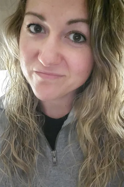 Ashley Jeweledjordan पृष्ठभूमि