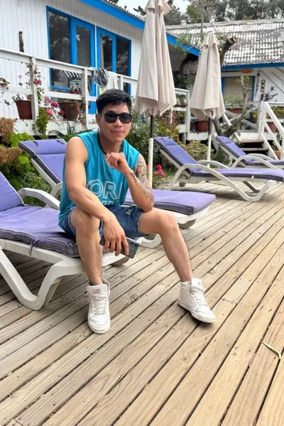 Latar belakang Favio